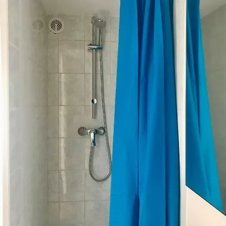 Sunbeach بيت ضيافة