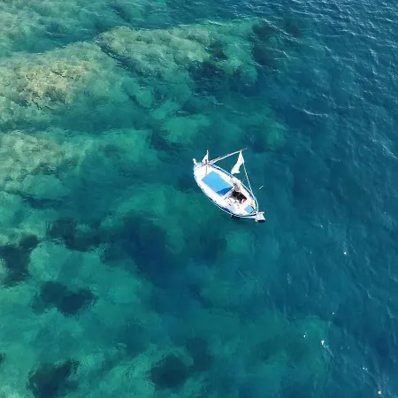 Sunbeach Vendégház